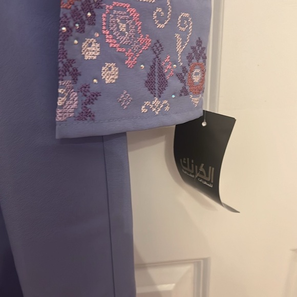 Beautiful Palestinian Jordanian thob - Picture 4 of 5